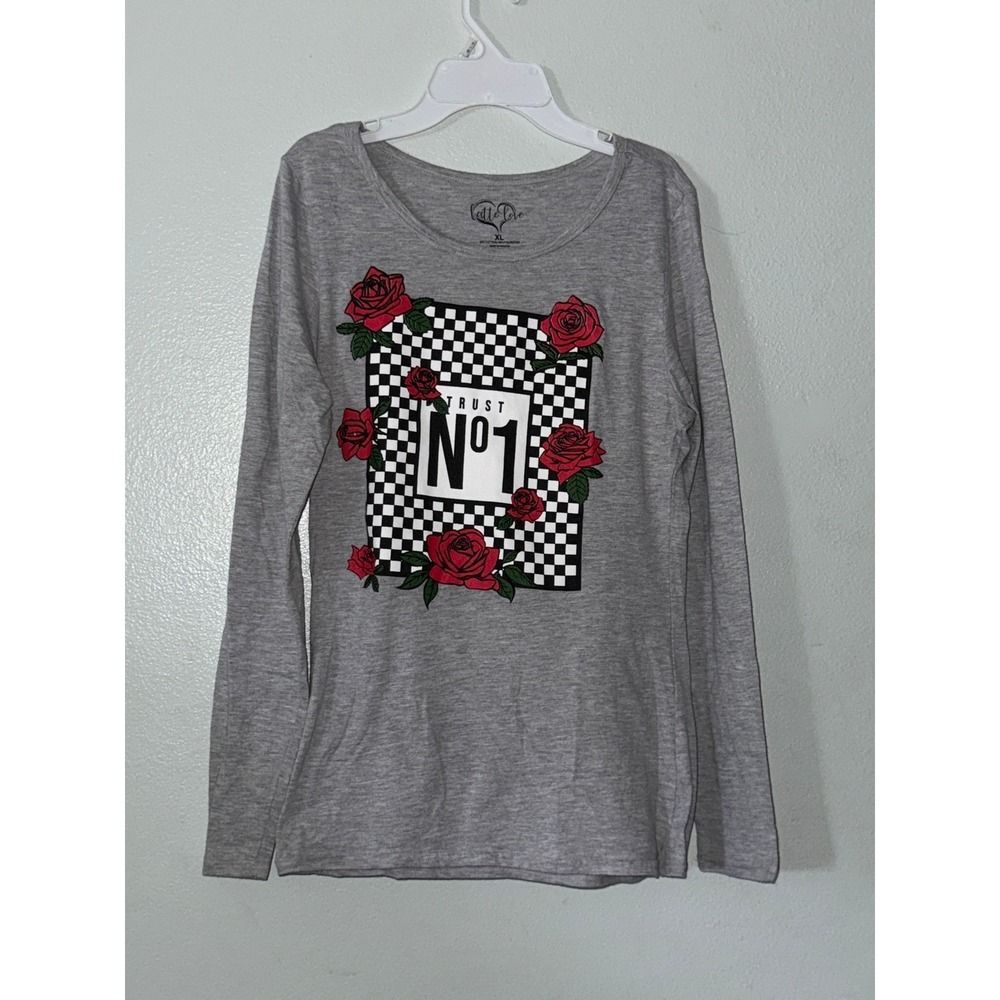 Latte Love XL Gray Graphic Long Sleeve T Shirt Rose Checkered Trust No.1 NWOT